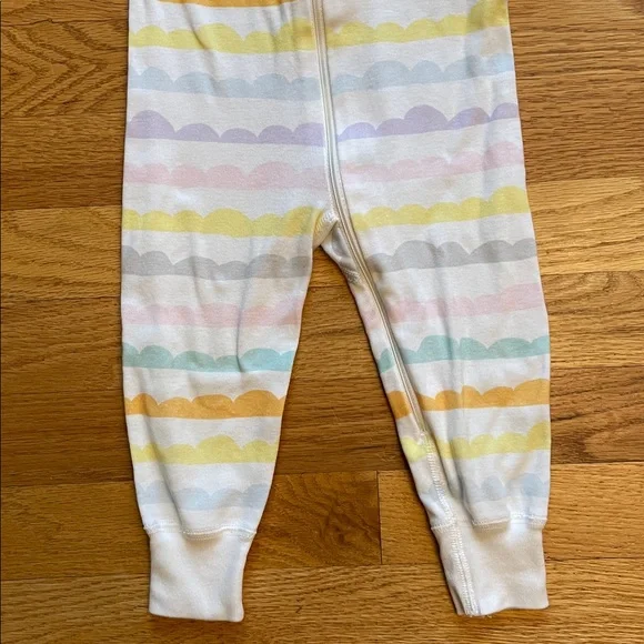 Hanna Andersson Pastel Scallop Cloud Pajamas - Picture 4 of 11